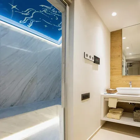 An Unforgettable In Naxos At Marcello Apartament *